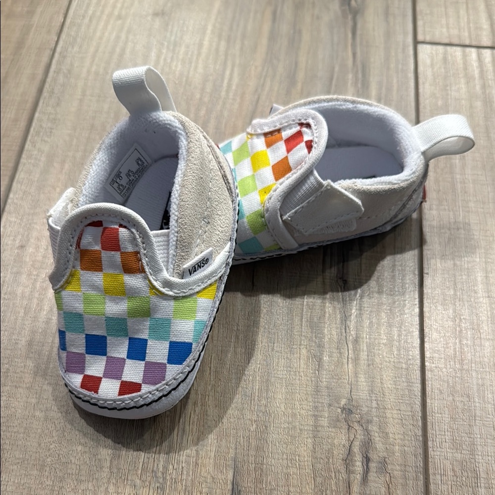 Vans - Picture 2 of 3